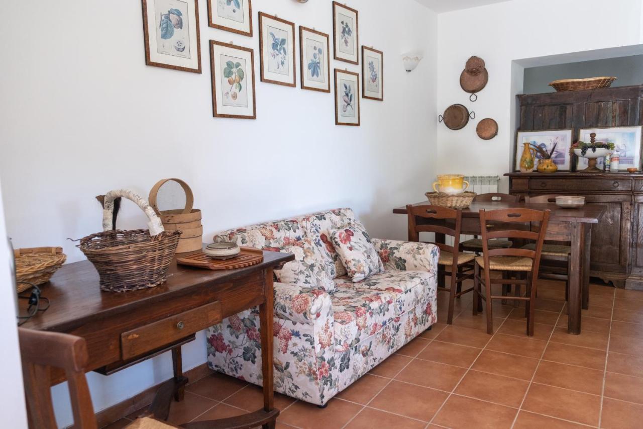 Agriturismo Il Casaletto Montefranco Exteriör bild