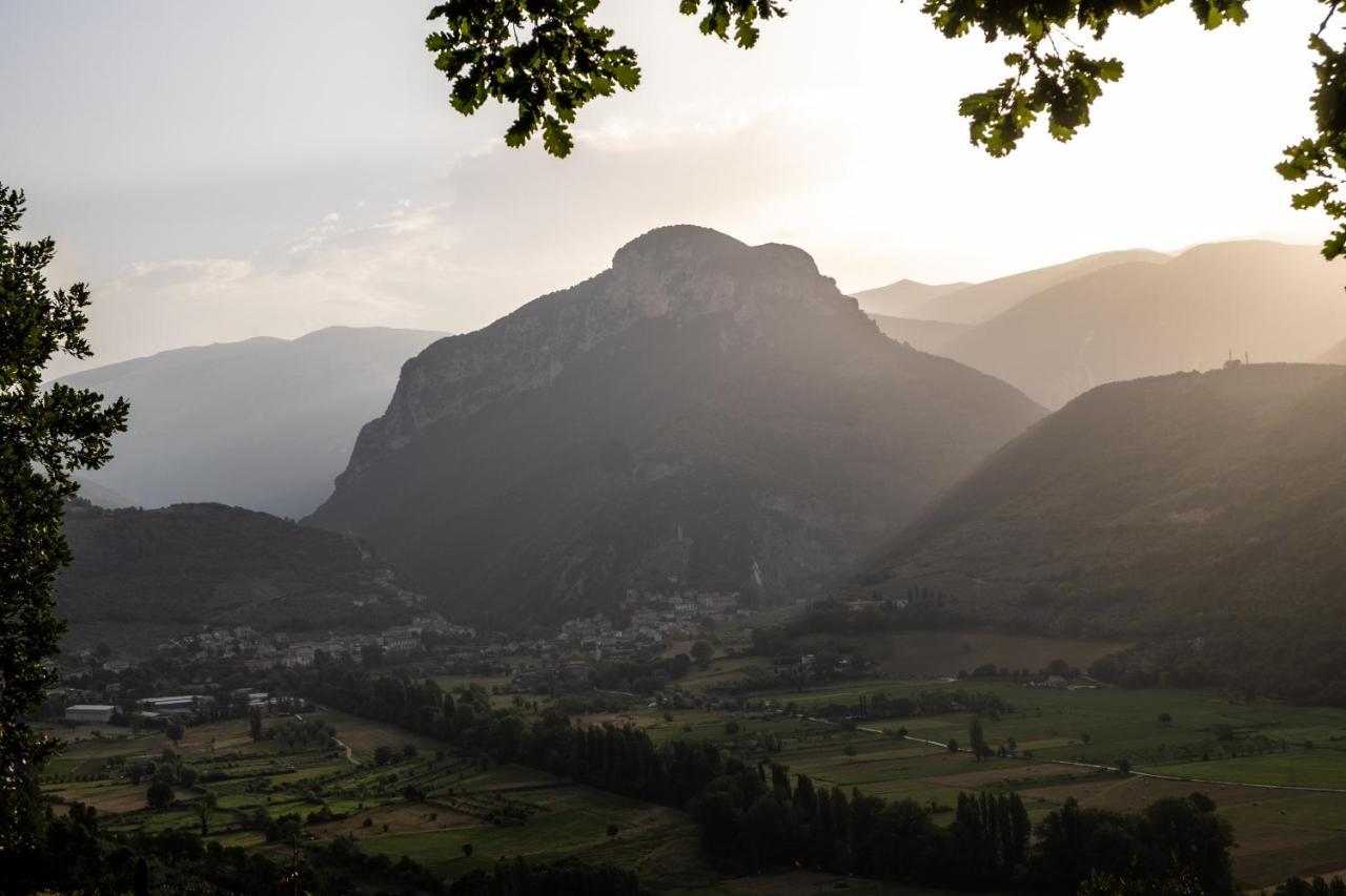 Agriturismo Il Casaletto Montefranco Exteriör bild
